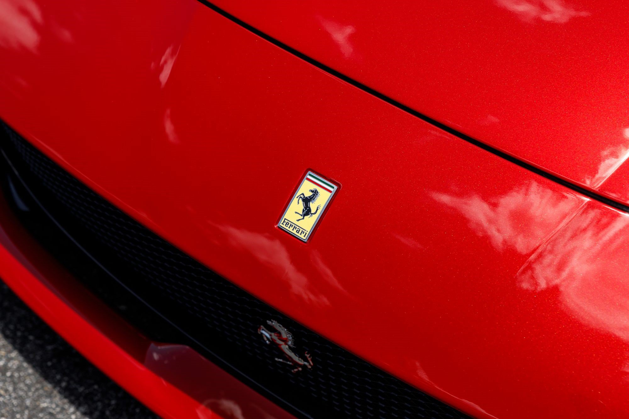 Used 2023 Ferrari 812 GTS RWD image 47