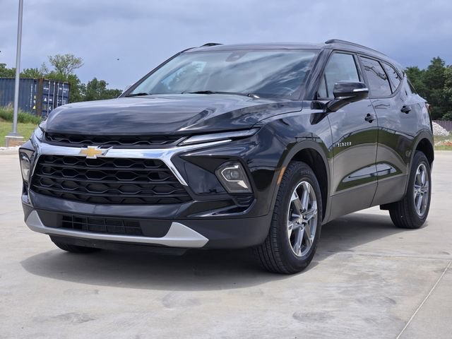 Used 2024 Chevrolet Blazer LT FWD image 4