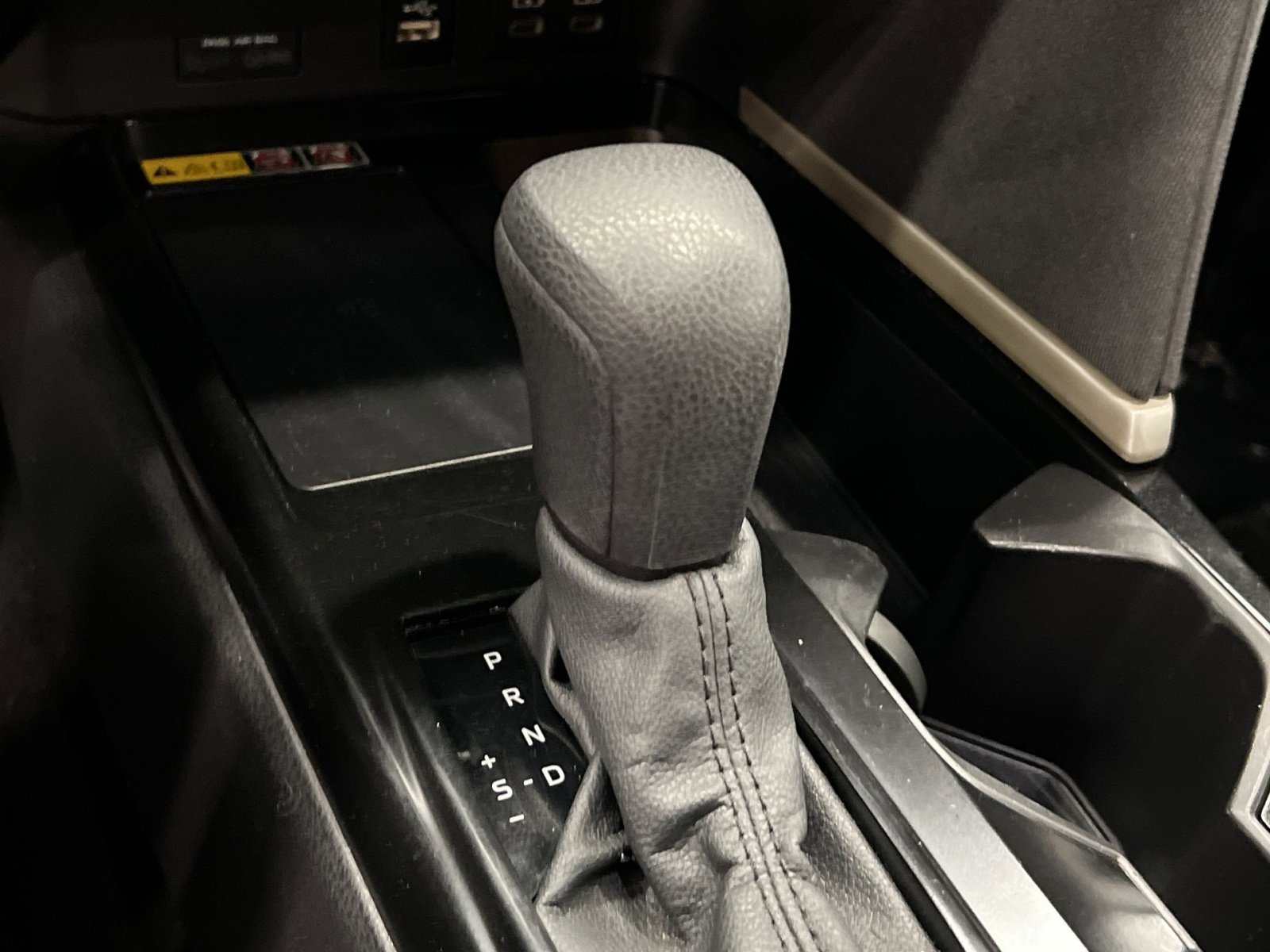 Used 2025 Toyota Camry LE image 19