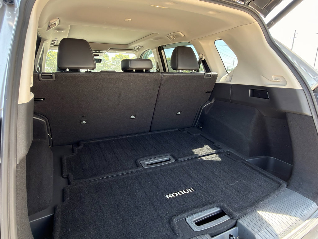 Certified 2023 Nissan Rogue Platinum w/ Platinum Premium Package image 20