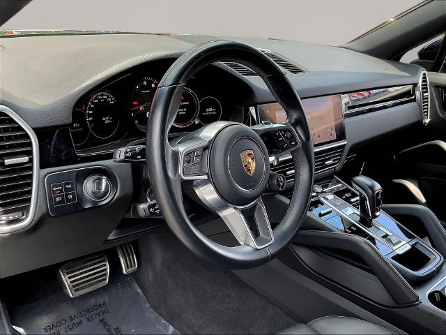 Used 2023 Porsche Cayenne S AWD/4WD image 18