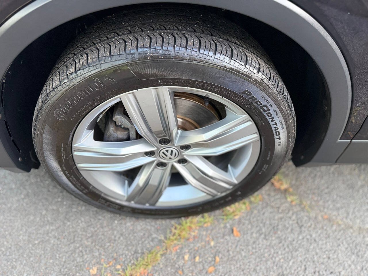 Used 2019 Volkswagen Tiguan SEL Premium AWD/4WD image 12