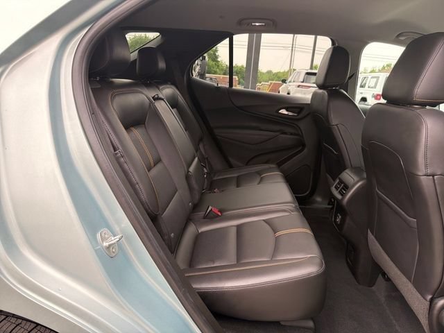 Used 2022 Chevrolet Equinox Premier AWD/4WD image 32