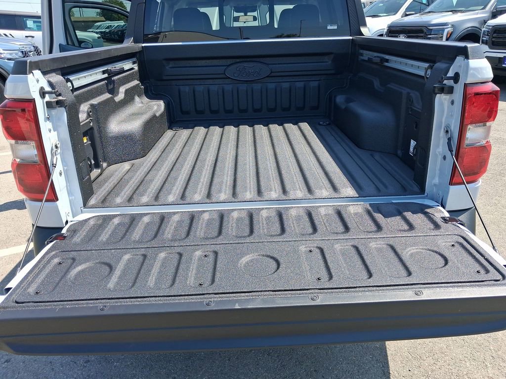 Used 2026 Ford Maverick Lariat w/ Black Appearance Package image 23