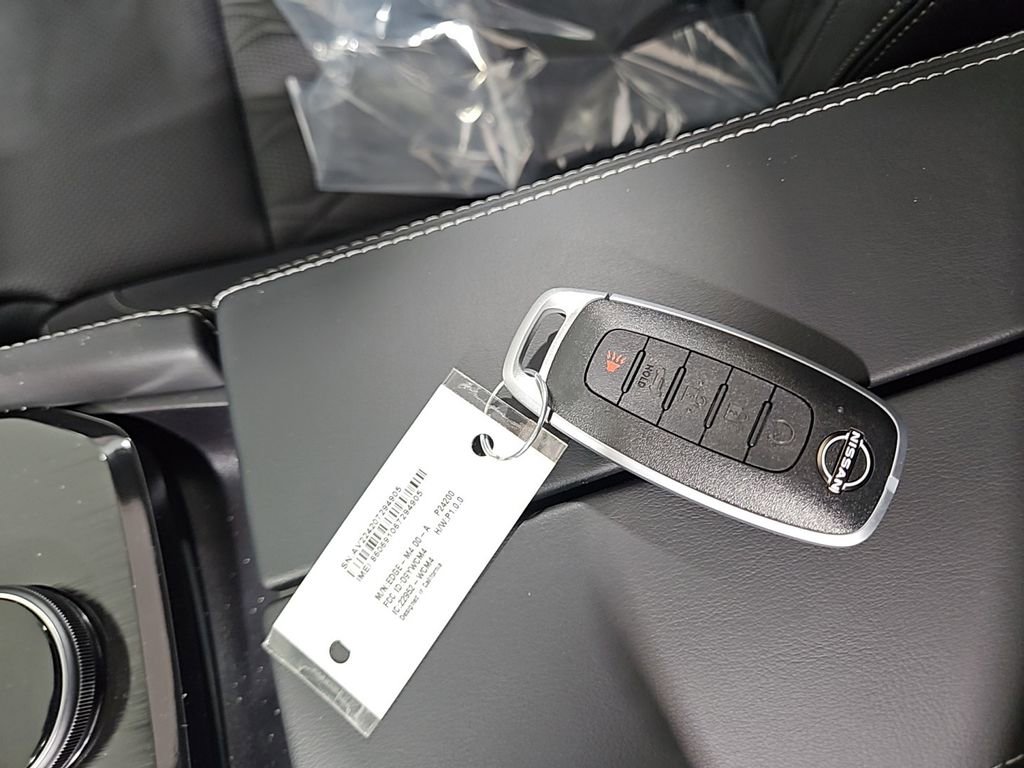 New 2025 Nissan Rogue Platinum w/ Platinum Premium Package image 29