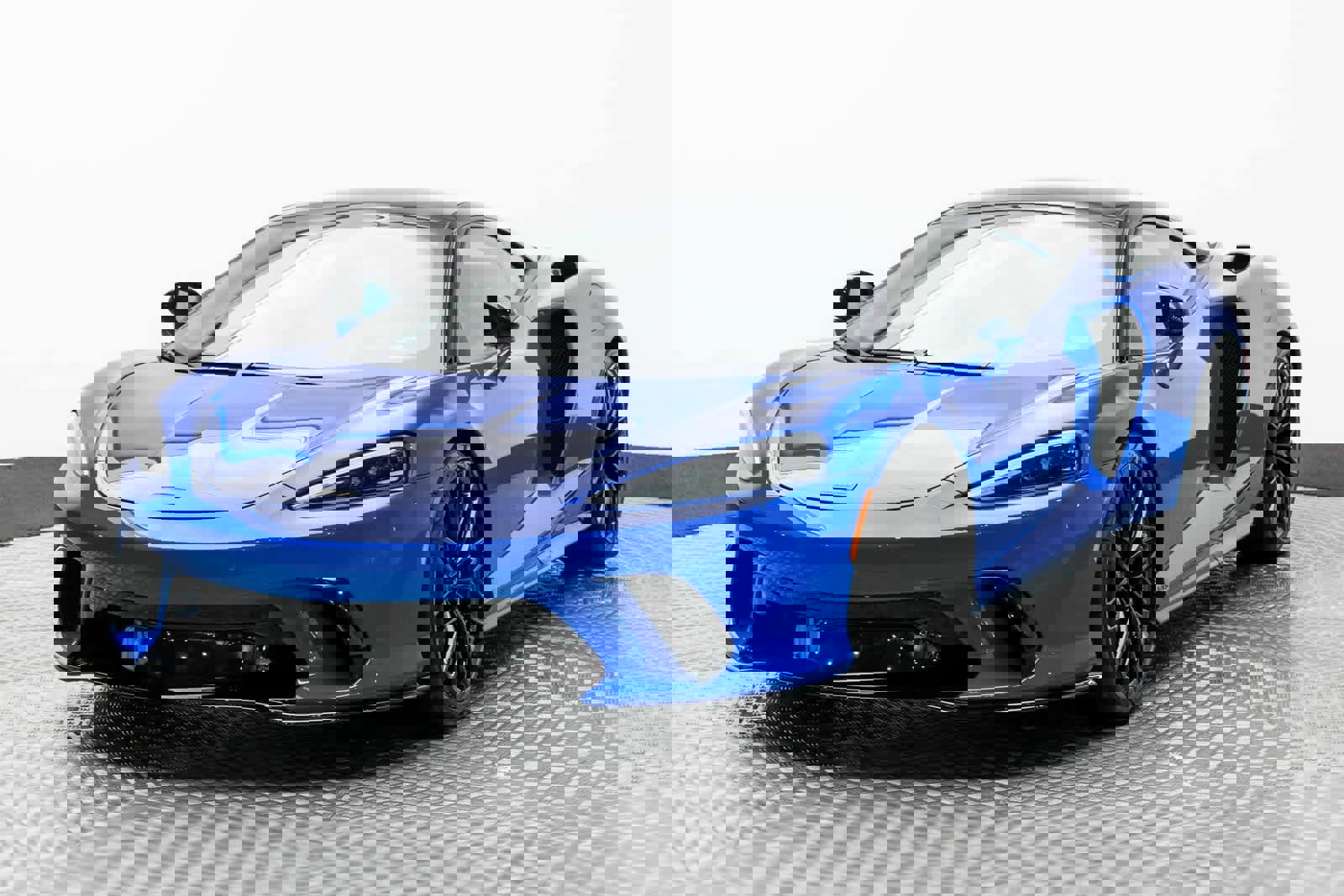 New 2025 McLaren GTS image 1