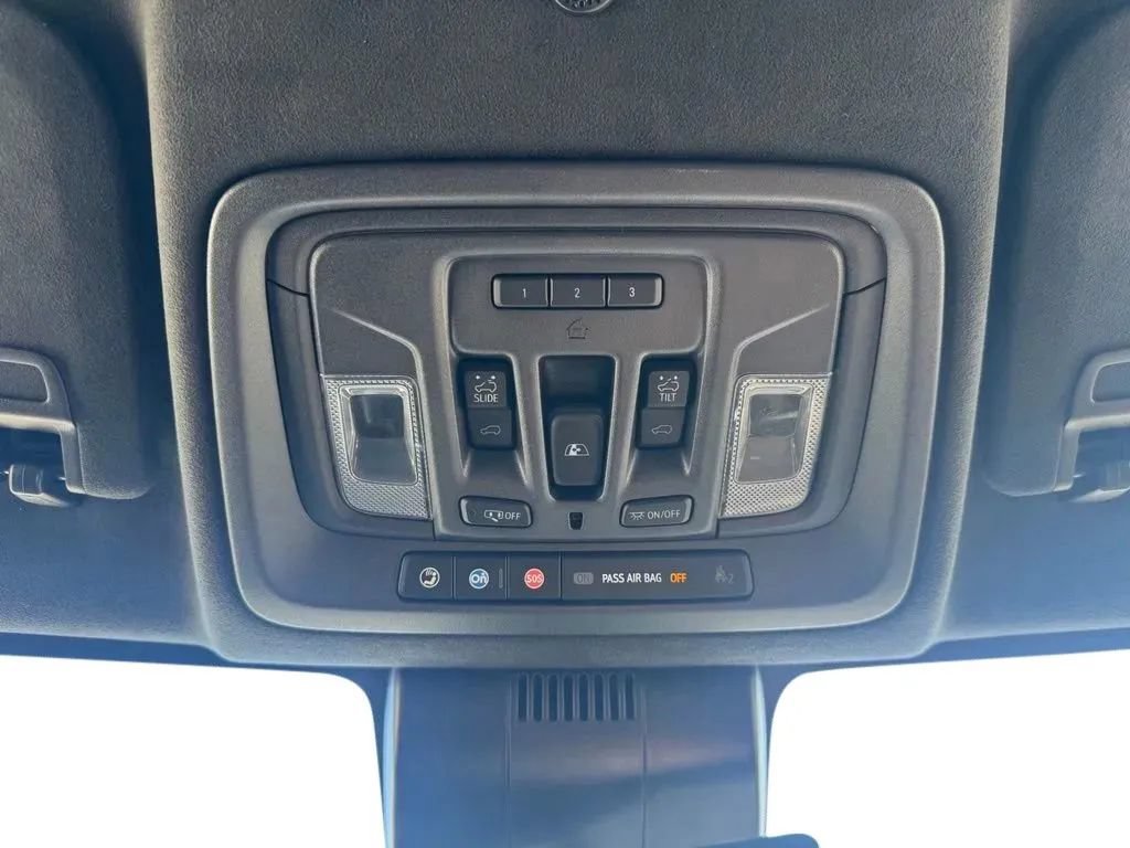 Used 2024 GMC Sierra 1500 Denali Ultimate AWD/4WD image 31