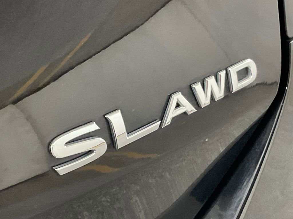 Used 2015 Nissan Rogue SL w/ SL Premium Package image 24