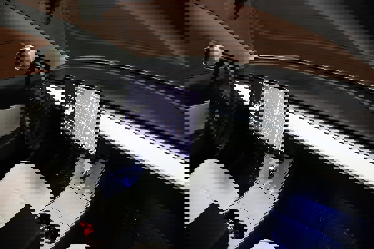 Used 2020 Tesla Model 3 Performance image 12