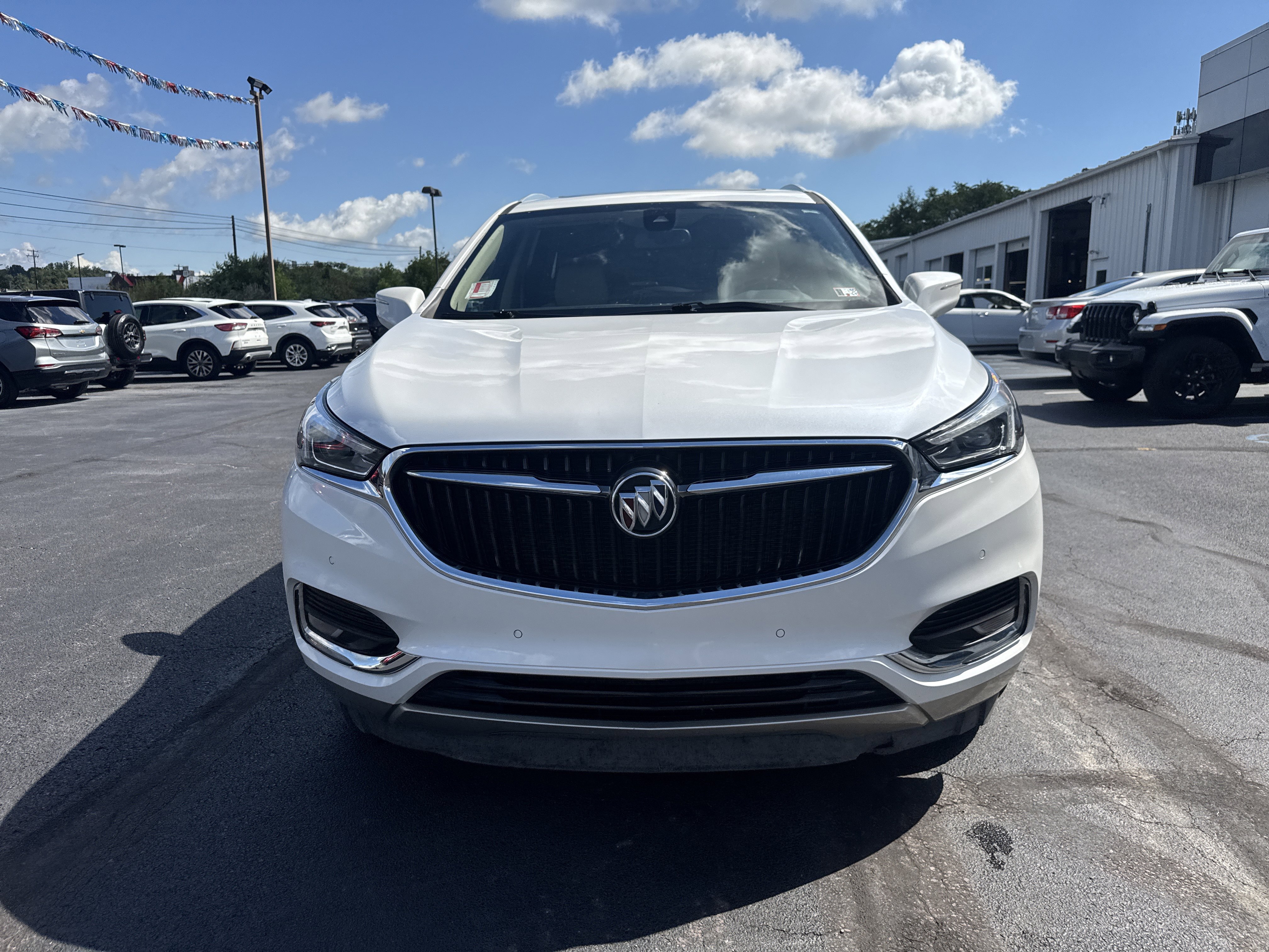 Used 2020 Buick Enclave Premium w/ Sun and Sites Package image 9