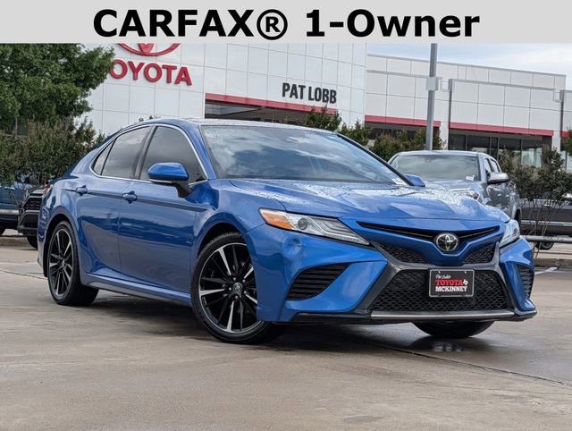 Used 2020 Toyota Camry XSE FWD image 2