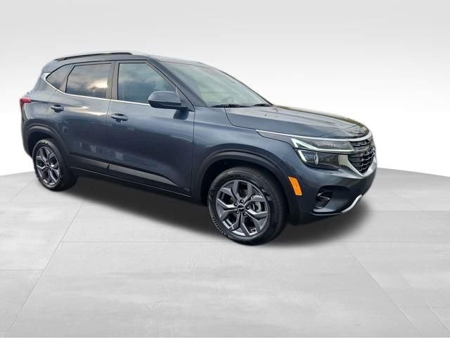 Used 2024 Kia Seltos S image 7