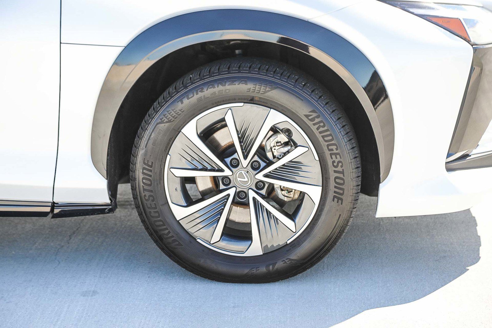 Used 2025 Lexus RZ 300e w/ Accessory Package (2T) image 10