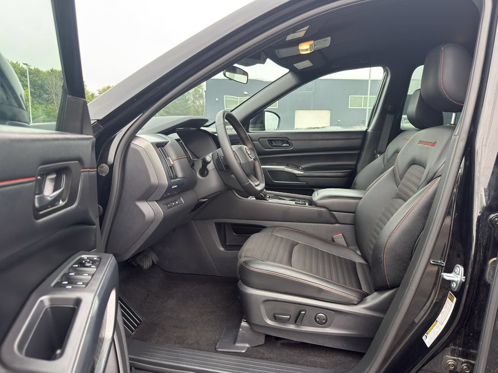 Certified 2026 Nissan Pathfinder Rock Creek AWD/4WD image 11