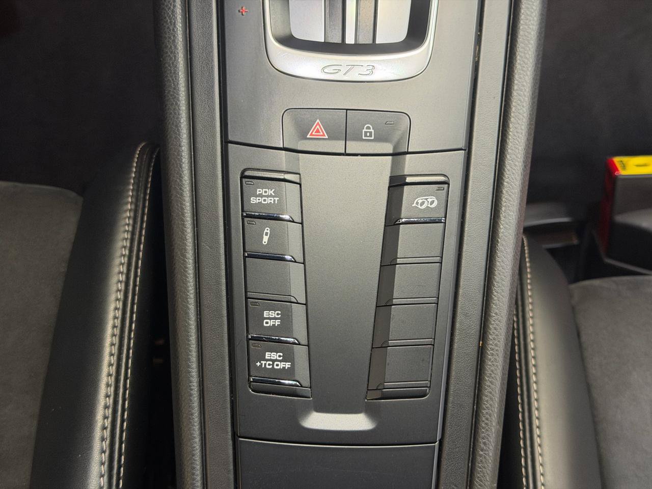Used 2019 Porsche 911 GT3 RWD image 24