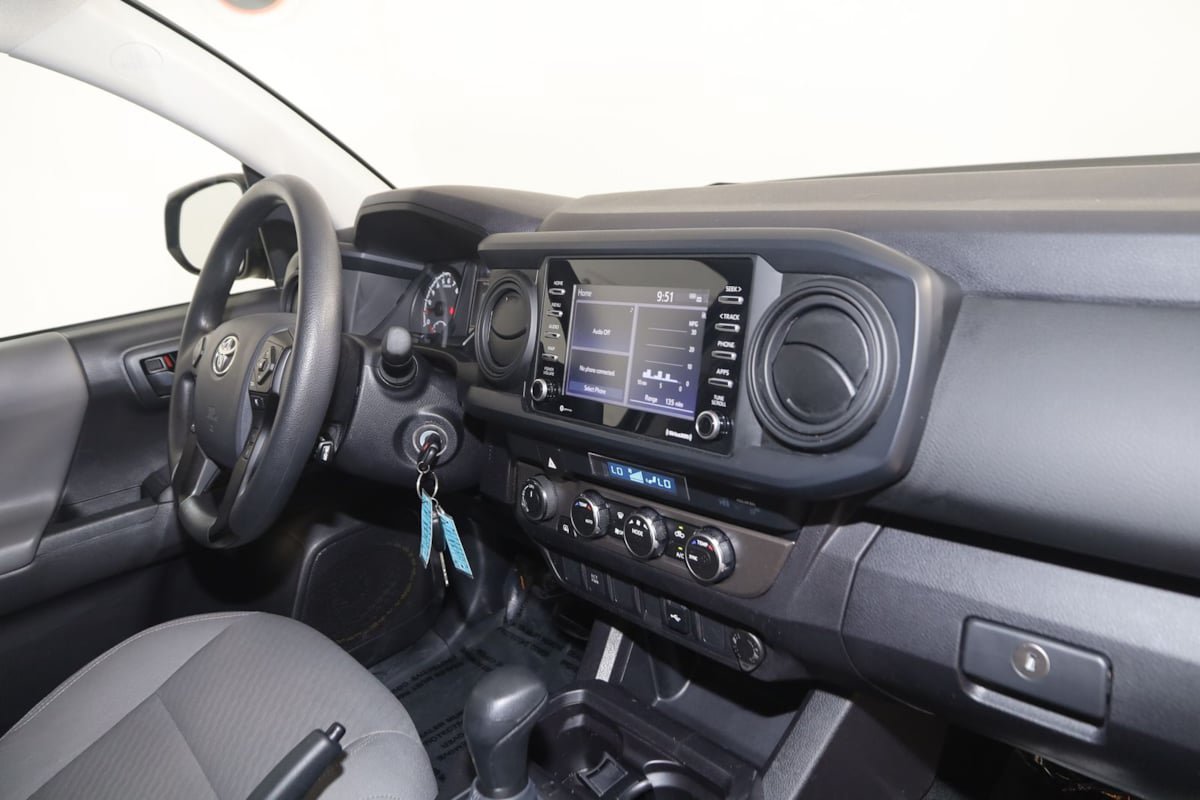 Used 2023 Toyota Tacoma SR AWD/4WD image 33
