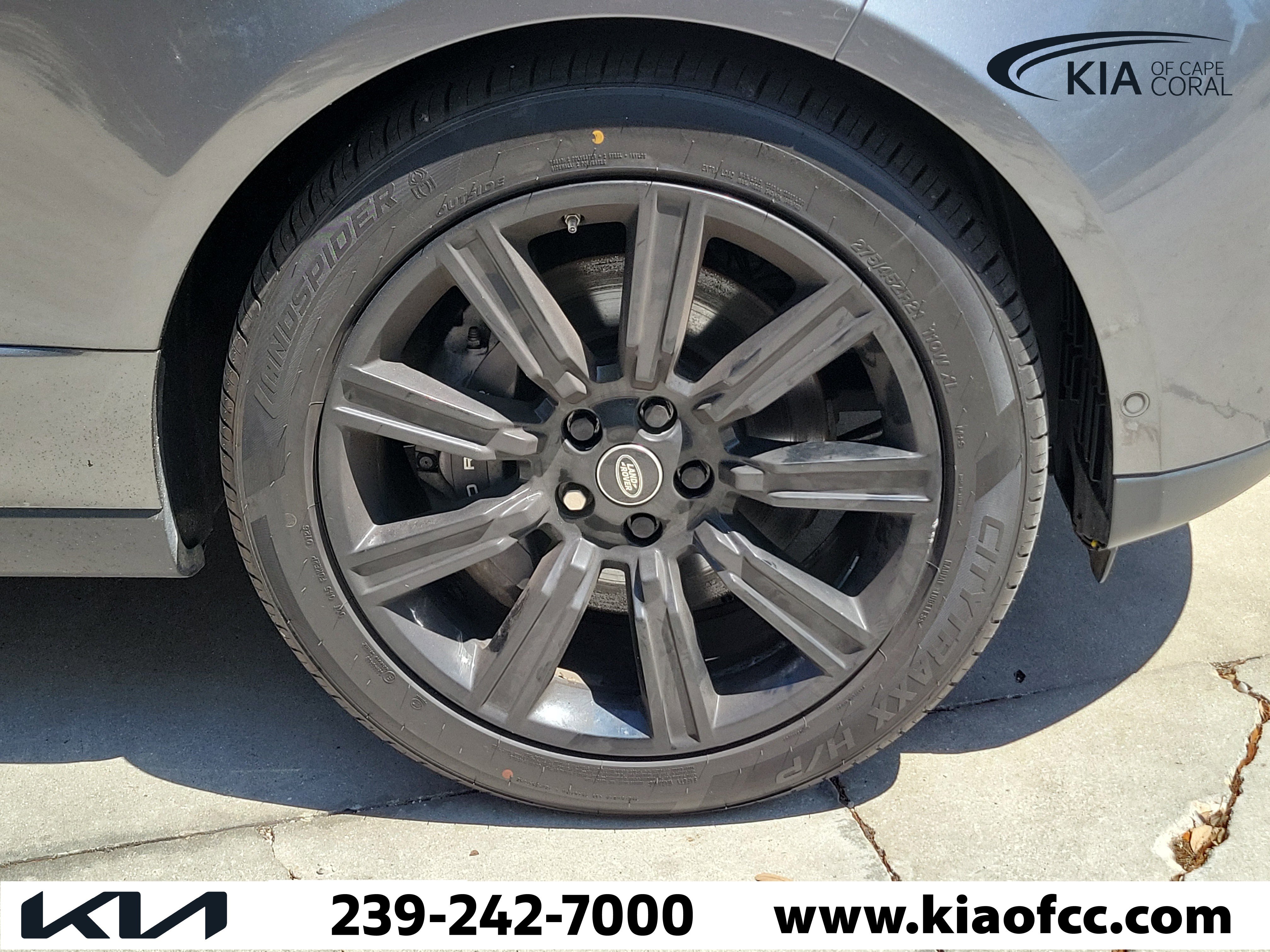 Used 2018 Land Rover Range Rover HSE AWD/4WD image 5