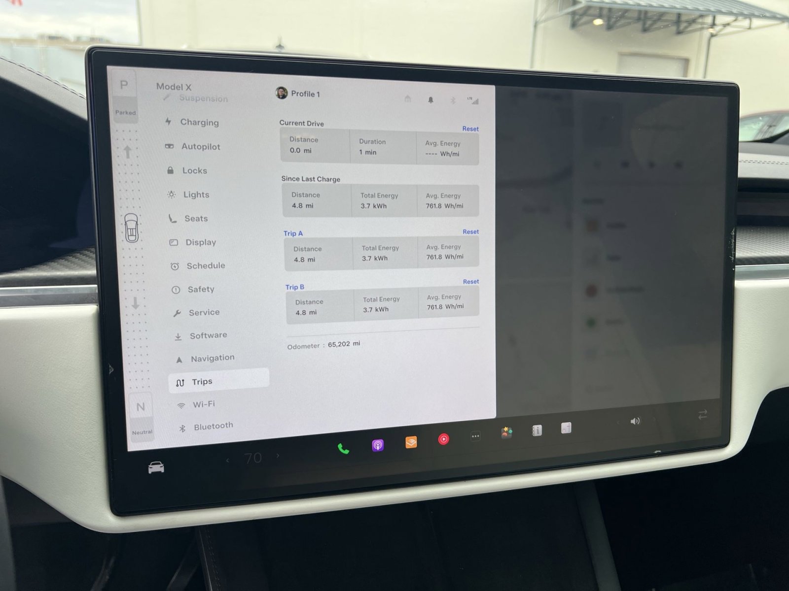 Used 2023 Tesla Model X Plaid image 14