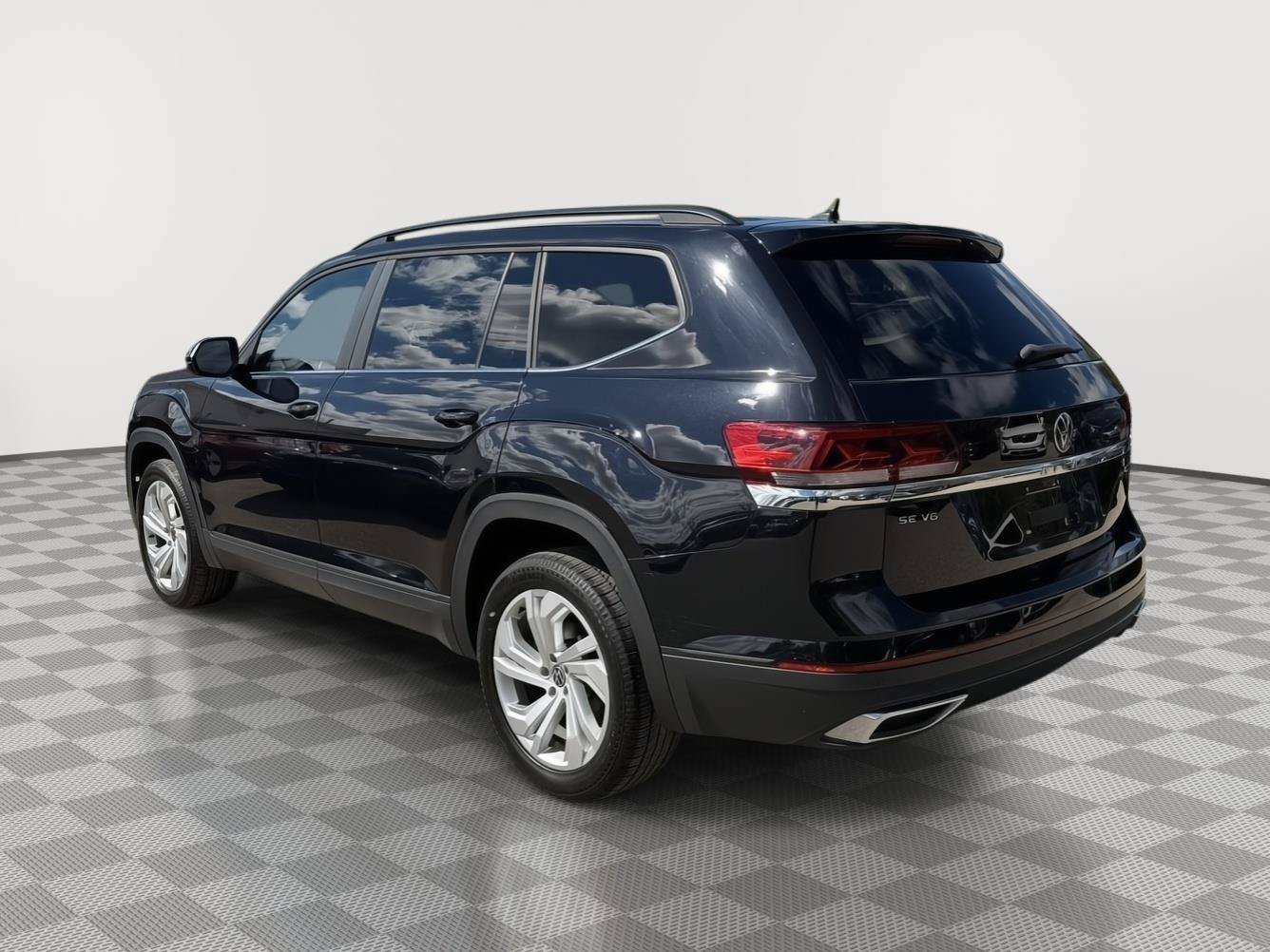 Used 2021 Volkswagen Atlas SE AWD/4WD image 5