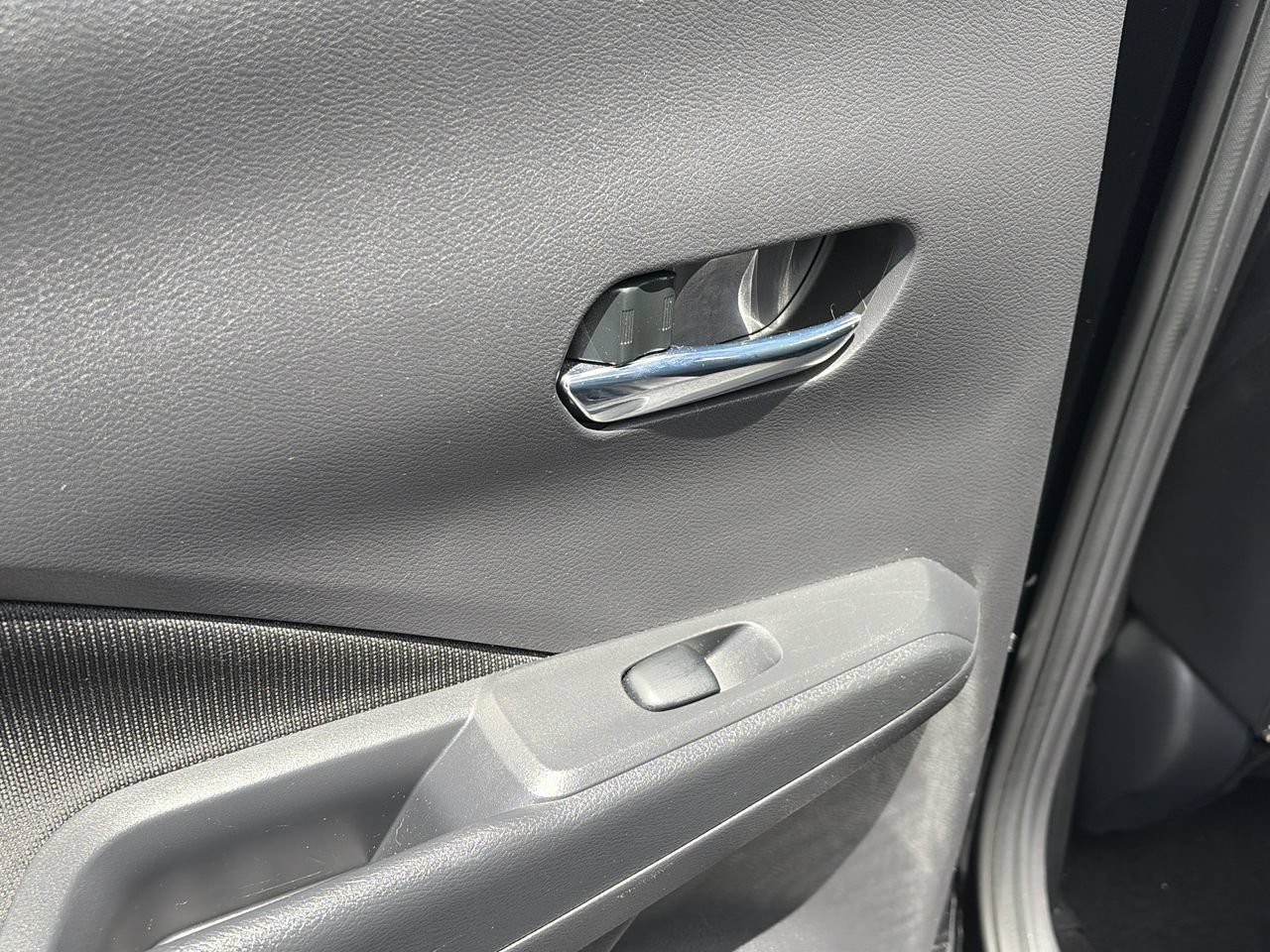 Certified 2024 Nissan Kicks SV FWD image 22