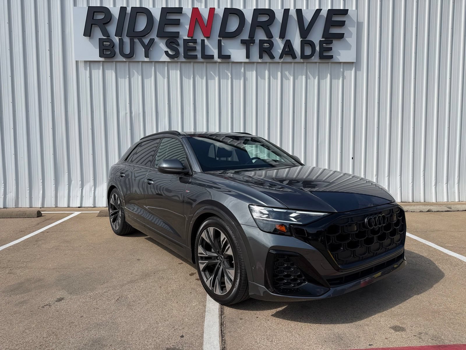Used 2025 Audi Q8 Prestige w/ Prestige Package AWD/4WD image 9