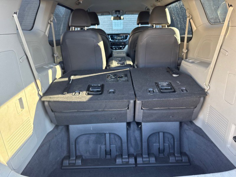 Used 2016 Kia Sedona LX w/ LX Essentials Premium Package image 32