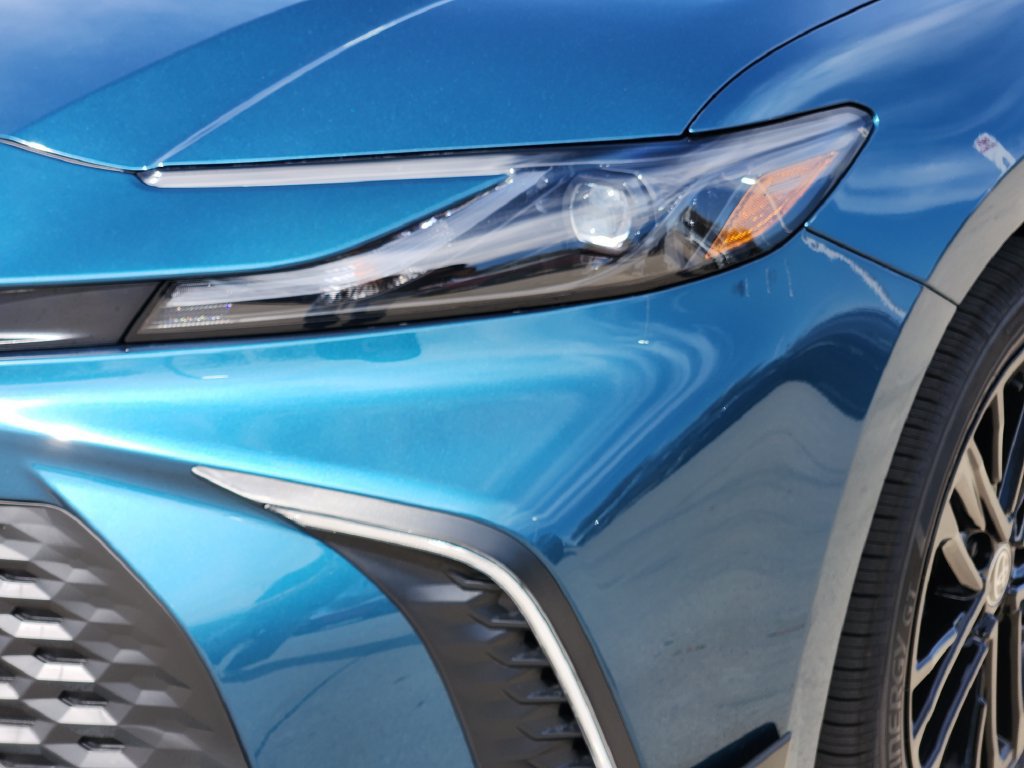 New 2026 Toyota Camry SE w/ Convenience Package FWD image 11