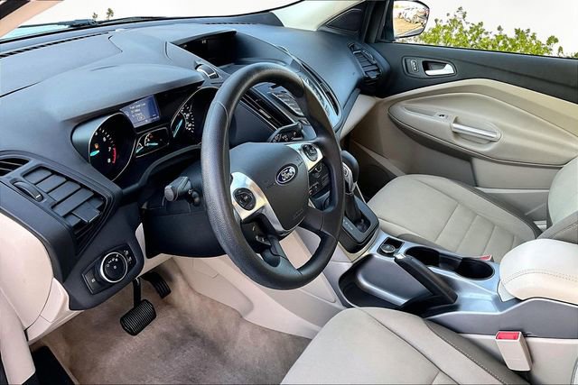 Used 2015 Ford Escape SE image 12