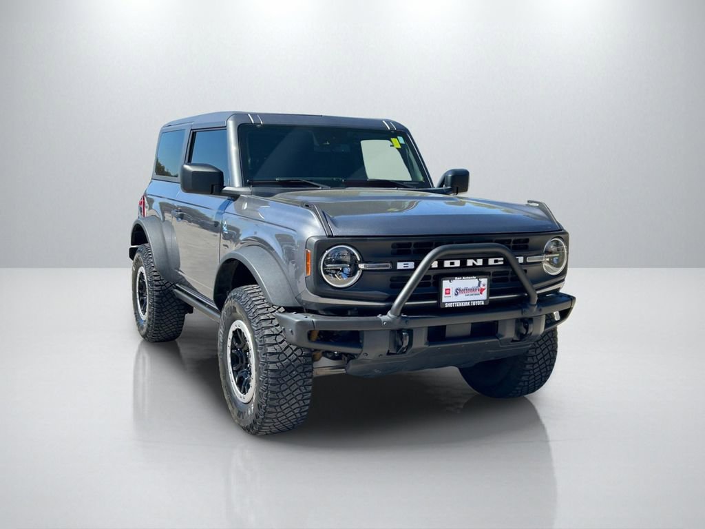 Used 2022 Ford Bronco Black Diamond w/ Sasquatch Package image 3