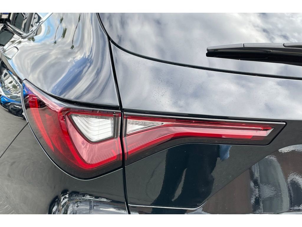 Certified 2025 Acura MDX FWD w/ Technology Package image 52
