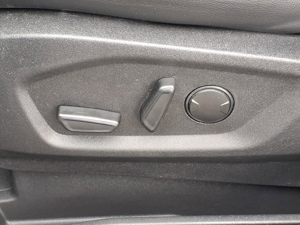 Used 2024 Ford Edge SEL w/ Convenience Package image 14