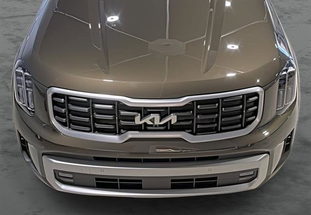 Used 2023 Kia Telluride SX AWD/4WD image 16