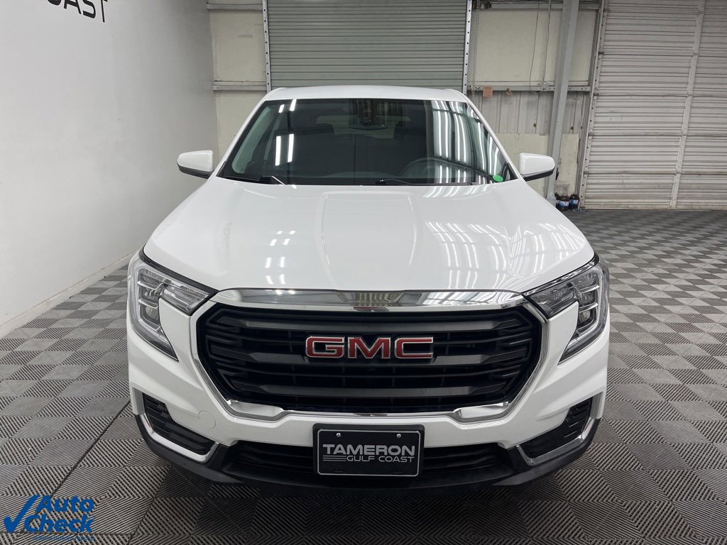 Used 2024 GMC Terrain SLE image 9
