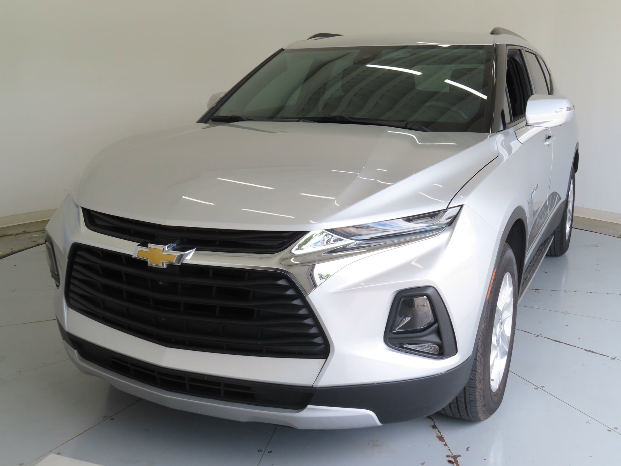 Used 2022 Chevrolet Blazer LT w/ Sound & Technology Package FWD image 8