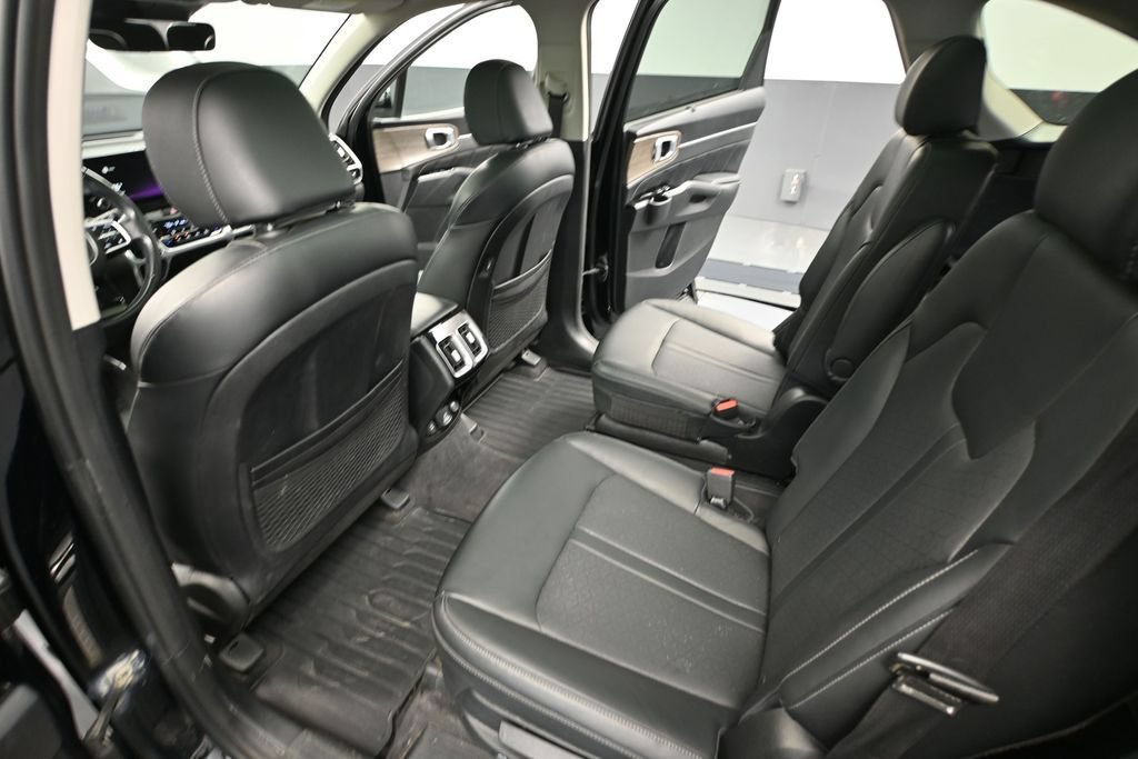 Used 2021 Kia Sorento EX AWD/4WD image 37