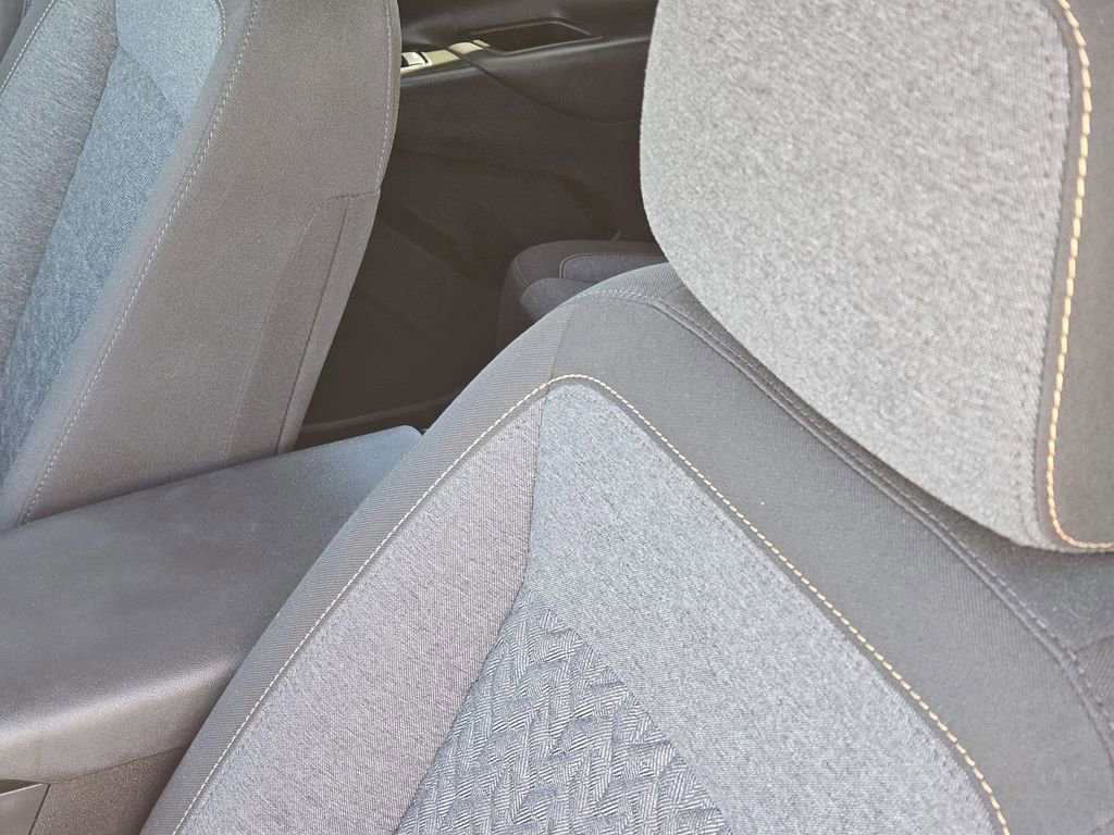 Used 2023 Chevrolet Equinox LT image 29
