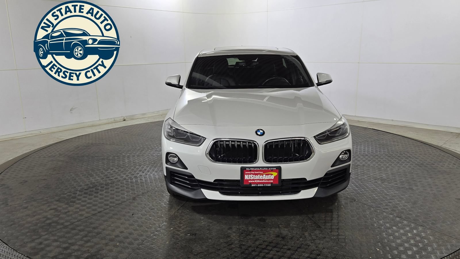 Used 2018 BMW X2 xDrive28i w/ Convenience Package AWD/4WD image 2