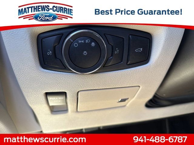 Used 2020 Lincoln Continental image 24