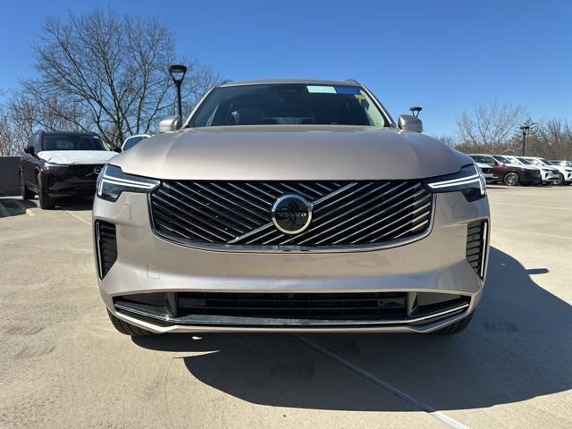 New 2026 Volvo XC90 B6 Plus w/ Protection Package Premier image 2