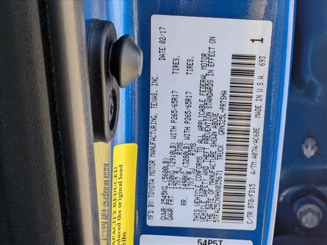 Used 2017 Toyota Tacoma TRD Sport w/ Tow Package image 18