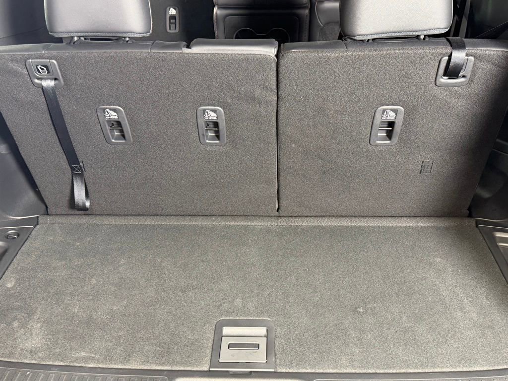 Used 2025 Honda Pilot Black Edition image 29