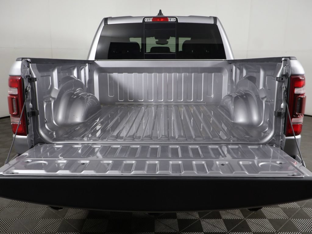 Used 2022 RAM 1500 Big Horn AWD/4WD image 13