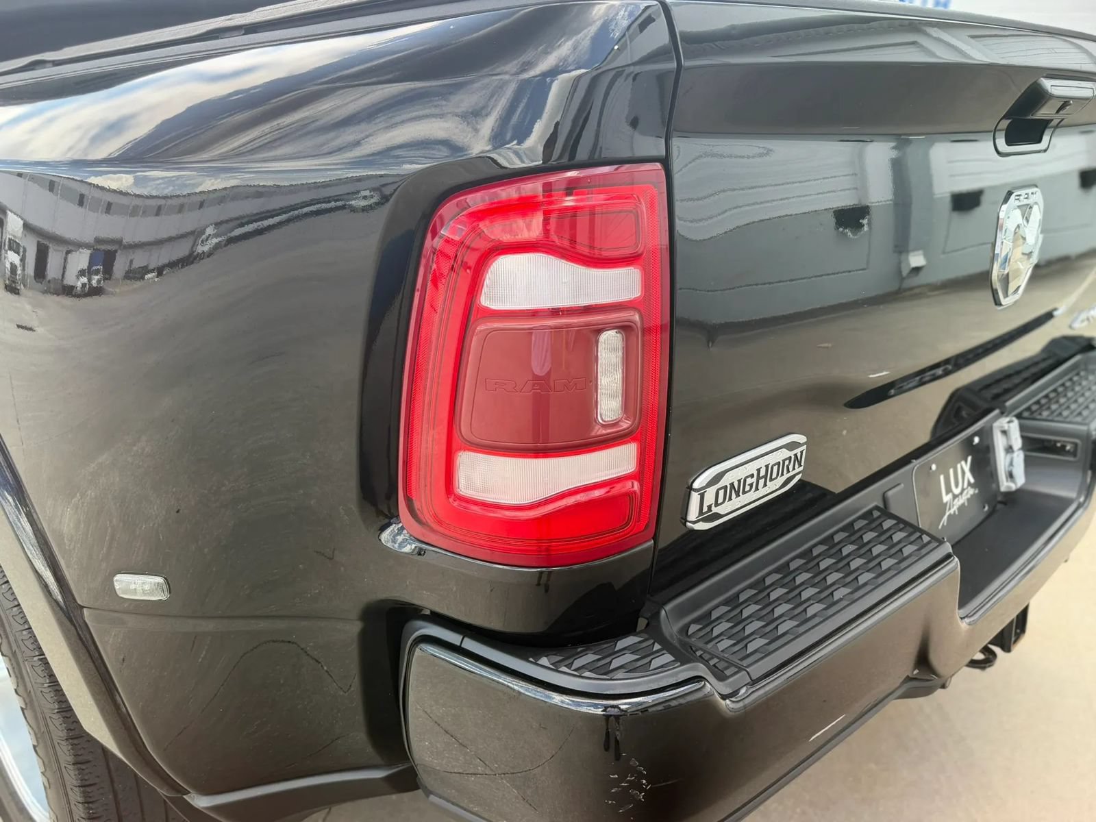 Used 2023 RAM 3500 Limited AWD/4WD image 13