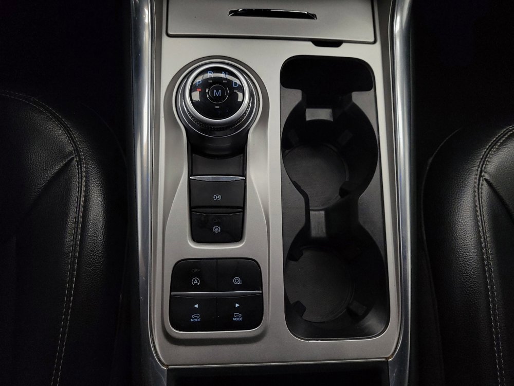 Used 2020 Ford Explorer XLT w/ Equipment Group 202A image 26