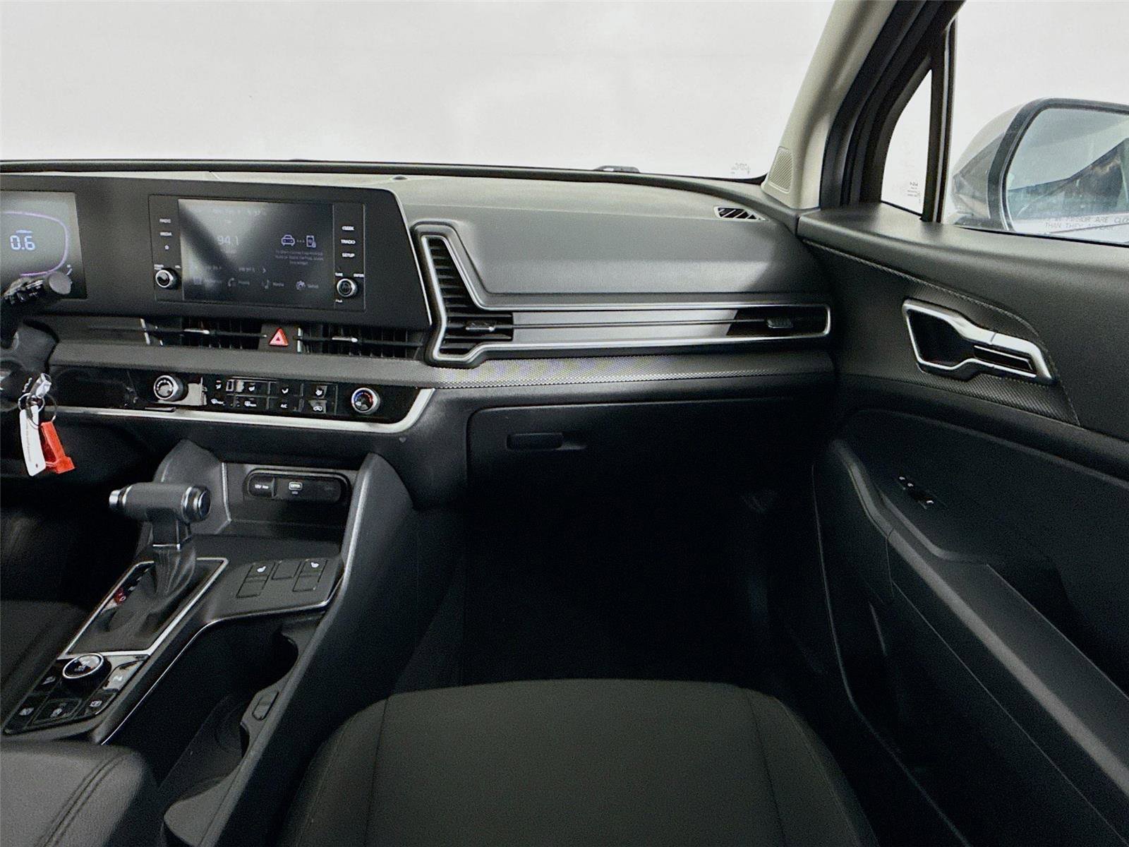 Used 2024 Kia Sportage LX image 21