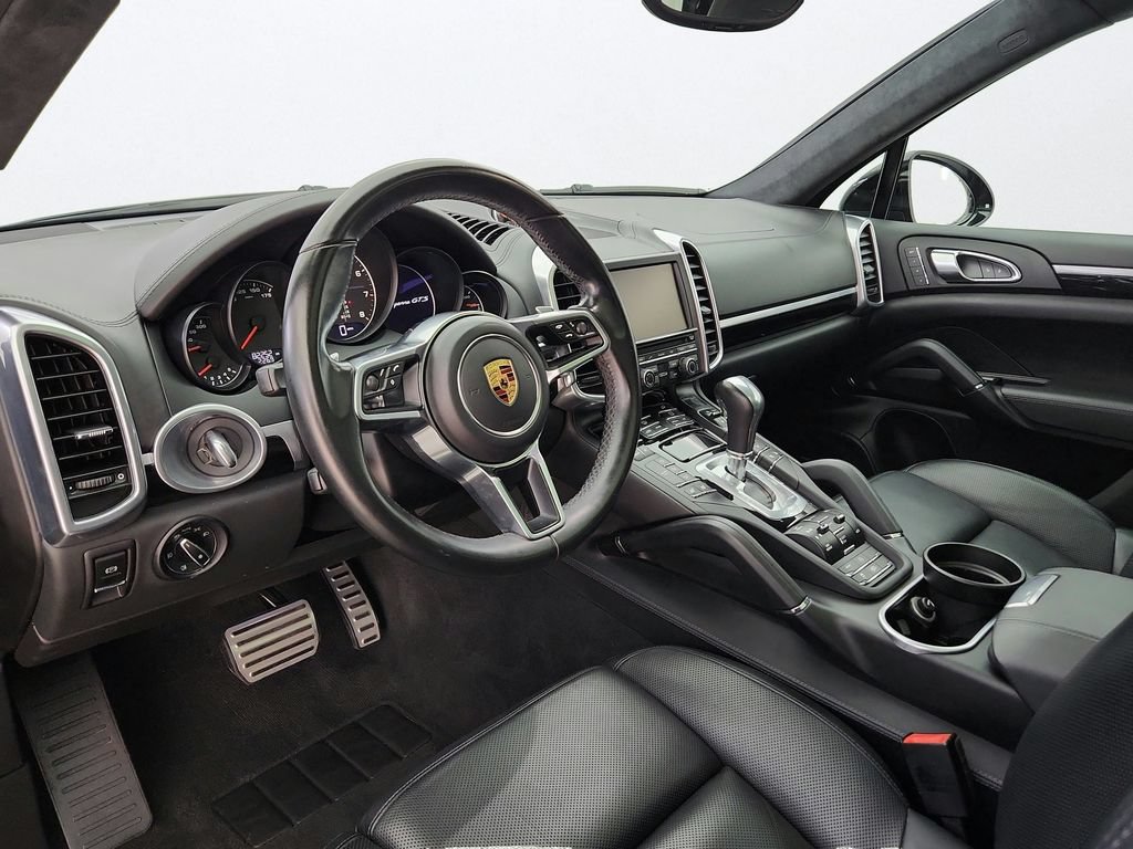 Used 2016 Porsche Cayenne GTS AWD/4WD image 9