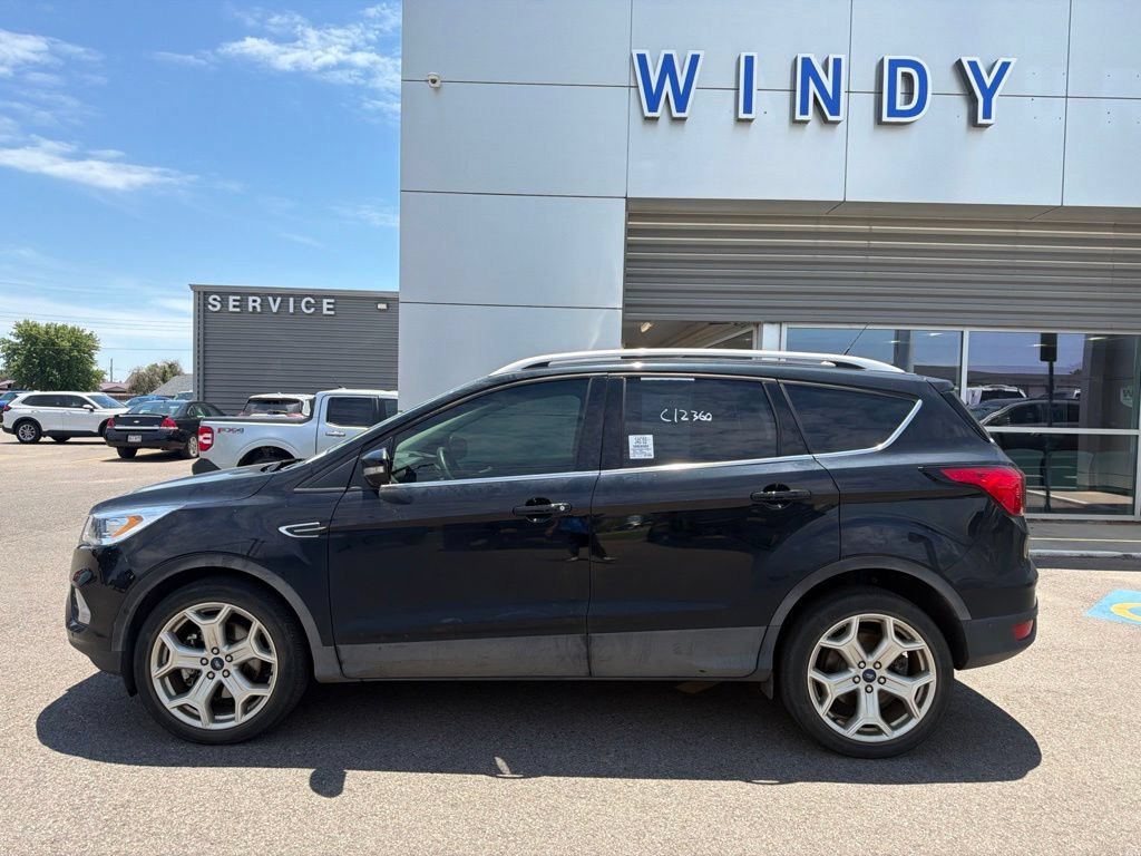 Used 2019 Ford Escape Titanium AWD/4WD image 9