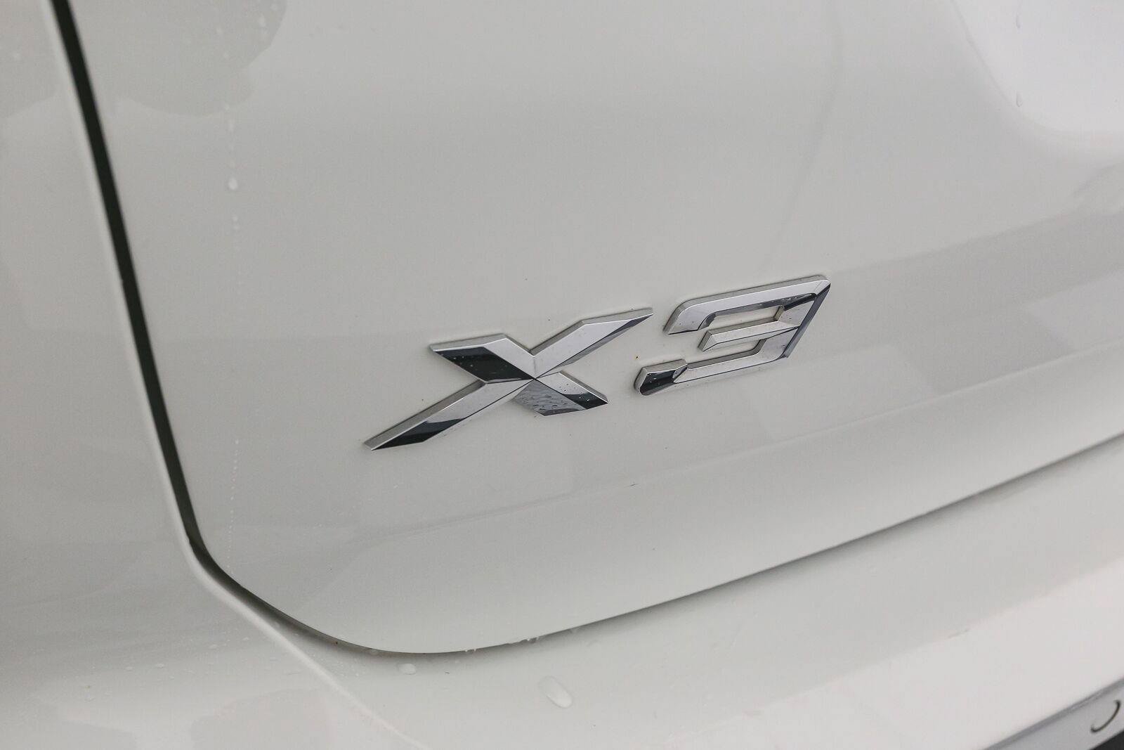 Used 2024 BMW X3 xDrive30i AWD/4WD image 10