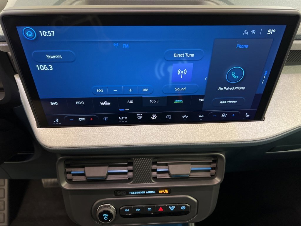 New 2025 Ford Maverick XLT w/ XLT Luxury Package image 10