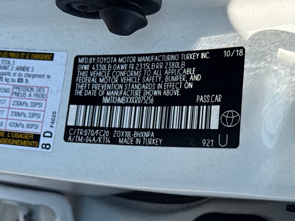 Used 2019 Toyota C-HR LE FWD image 43